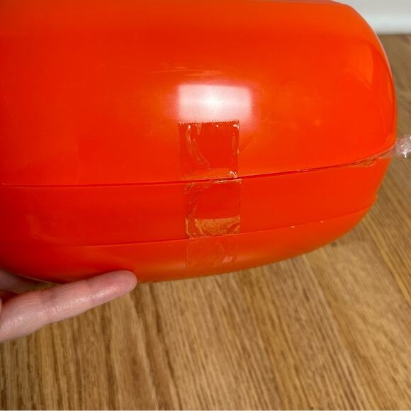 Vintage Mid Century Modern Picnic Master Orange Picnic Kit - Picture 7 of 11